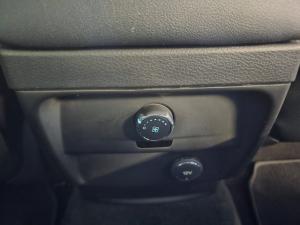 Ford Everest 3.2TDCi 4WD XLT - Image 27