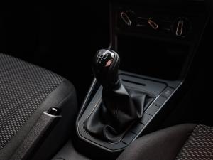 Volkswagen Polo hatch 1.0TSI - Image 18