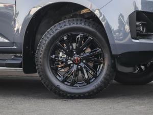 Isuzu D-Max 1.9TD double cab LS X-Rider auto - Image 7