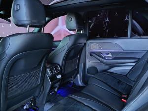 Mercedes-Benz GLE GLE300d 4Matic - Image 11