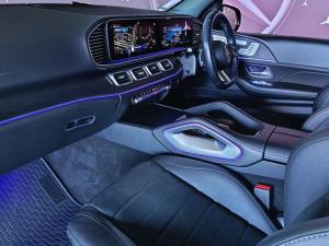 Mercedes-Benz GLE GLE300d 4Matic - Image 13