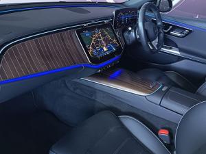 Mercedes-Benz E-Class E220d Avantgarde - Image 14