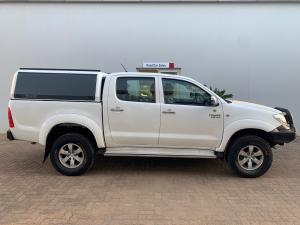 Toyota Hilux V6 4.0 double cab 4x4 Raider - Image 3