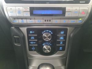 Toyota Land Cruiser Prado 3.0DT VX - Image 15