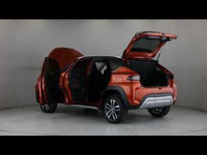Toyota Starlet Cross 1.5 XR manual - Image 25