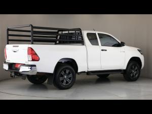 Toyota Hilux 2.4GD-6 Xtra cab Raider auto - Image 2
