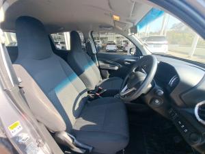 Toyota Vitz 1.0 XR manual - Image 15