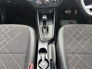 Hyundai i20 1.4 Executive - Image 12