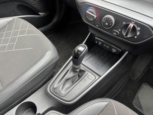 Hyundai i20 1.4 Executive - Image 13