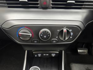 Hyundai i20 1.4 Executive - Image 15