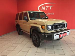 Toyota Landcruiser 76 2.8 GD-6 S/W - Image 1