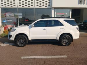 Toyota Fortuner 3.0D-4D 4X4 - Image 18