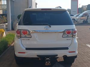 Toyota Fortuner 3.0D-4D 4X4 - Image 5
