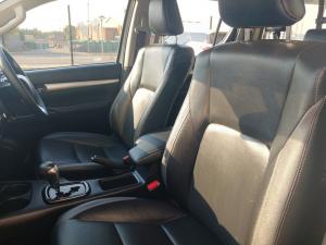 Toyota Hilux 2.4 GD-6 Raider 4X4 automaticD/C - Image 13