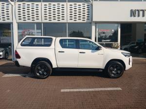 Toyota Hilux 2.4 GD-6 Raider 4X4 automaticD/C - Image 3