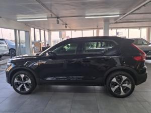 Volvo XC40 B4 Plus Dark - Image 3