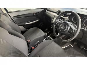 Suzuki Swift 1.2 GLX manual - Image 6