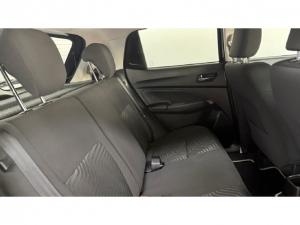 Suzuki Swift 1.2 GLX manual - Image 7