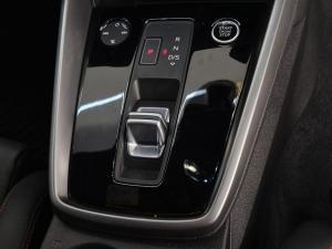 Audi A3 sedan 40TFSI S line - Image 17
