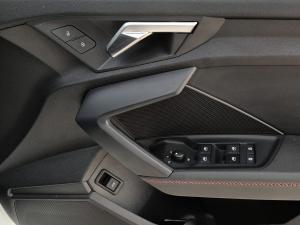 Audi A3 sedan 40TFSI S line - Image 23