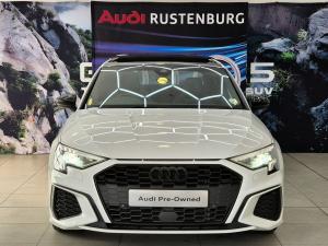 Audi A3 sedan 40TFSI S line - Image 2