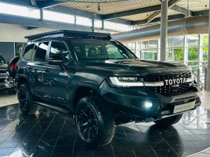 Toyota Land Cruiser 300 3.5T GR-Sport - Image 11