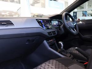 Volkswagen Polo hatch 1.0TSI R-Line - Image 17