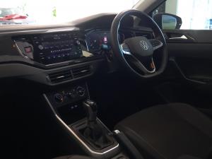 Volkswagen Polo hatch 1.0TSI Life auto - Image 17