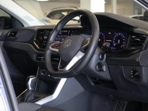 Volkswagen Polo hatch 1.0TSI Life auto - Image 24