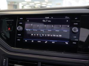 Volkswagen Polo hatch 1.0TSI R-Line - Image 20