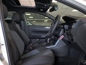 Volkswagen Polo hatch 1.0TSI R-Line - Image 35