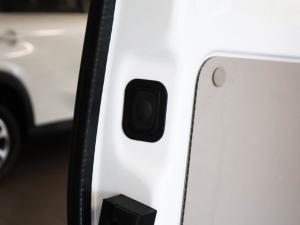 Volkswagen Transporter 2.0TDI panel van LWB manual - Image 12