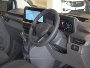 Volkswagen Transporter 2.0TDI panel van LWB manual - Image 25