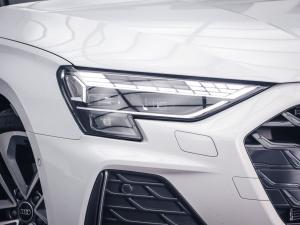 Audi A3 Sportback TFSI S line Black - Image 4