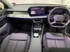 Audi Q3 TDI Advanced - Image 11