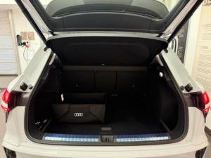 Audi Q3 TDI Advanced - Image 12