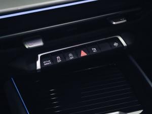 Audi Q3 TDI Advanced - Image 25