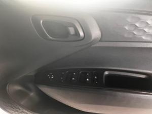Hyundai Grand i10 1.0 Premium hatch - Image 7