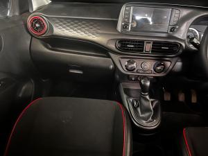 Hyundai Grand i10 1.0 Premium hatch - Image 9