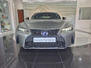 Lexus IS 300h SE - Image 3