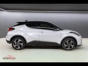 Toyota C-HR 1.2T Luxury - Image 3