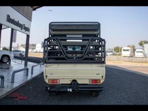 Toyota Land Cruiser 79 4.5D-4D LX V8 single cab - Image 5