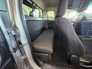 Toyota Hilux 2.8GD-6 Xtra cab Raider - Image 13