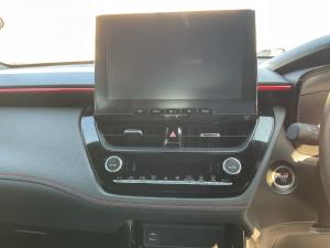 Toyota Corolla Cross 1.8 GR-Sport - Image 14