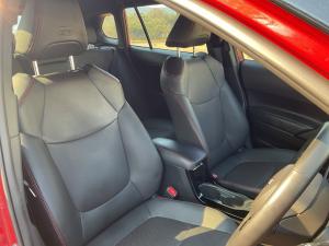 Toyota Corolla Cross 1.8 GR-Sport - Image 17