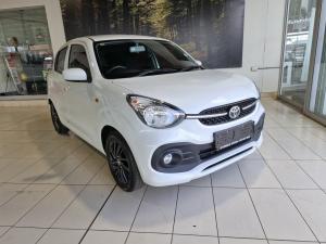 Toyota Vitz 1.0 XR manual - Image 1