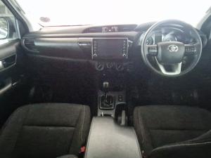 Toyota Hilux 2.4GD-6 double cab 4x4 Raider auto - Image 6
