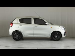 Toyota Vitz 1.0 XR manual - Image 3