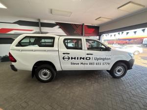 Toyota Hilux 2.4GD-6 double cab SR - Image 3