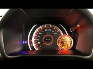 Toyota Vitz 1.0 XR manual - Image 9